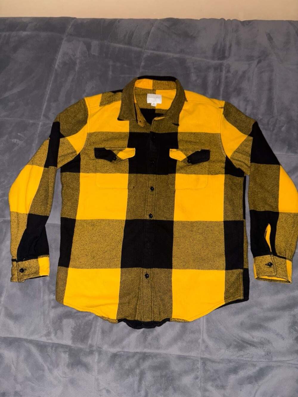 American Eagle Flannel Shirt Size L Yellow Black Plaid Buffalo Classic Fit